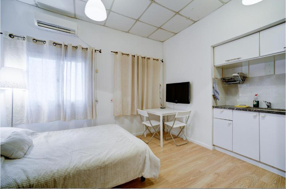 Tel Aviving - Apartments By The Beach Exterior foto